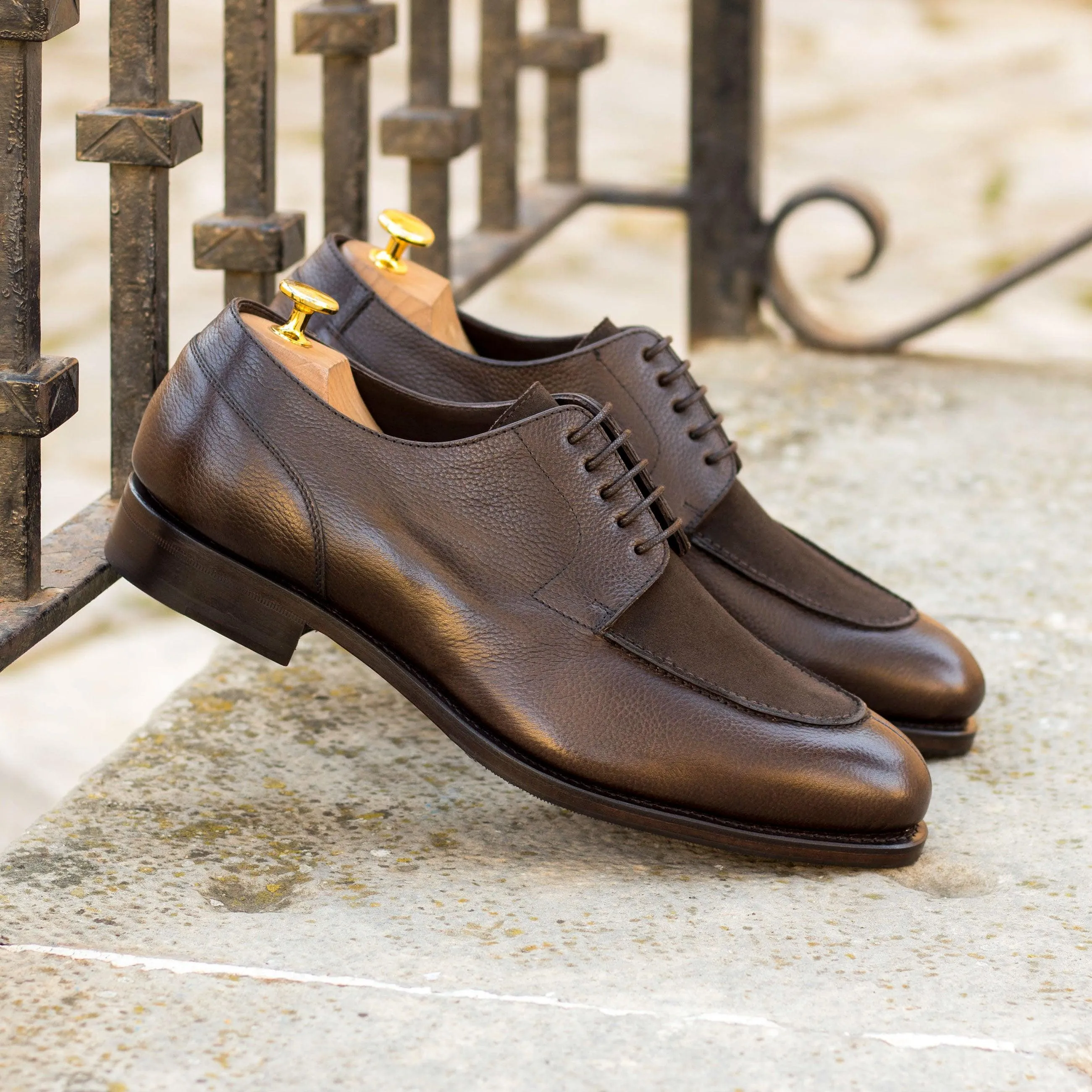 Brown Leather & Suede Split-Toe Derby Shoes