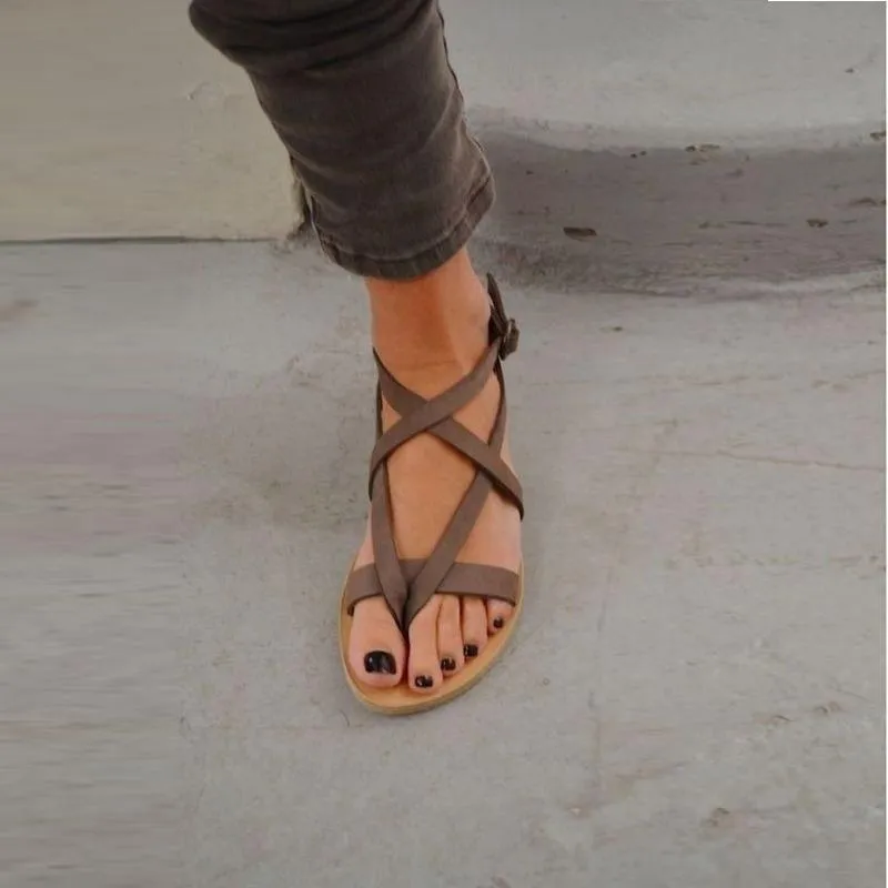 Chicvane Criss Cross Straps Flip Flops with Buckle Flat Sandals