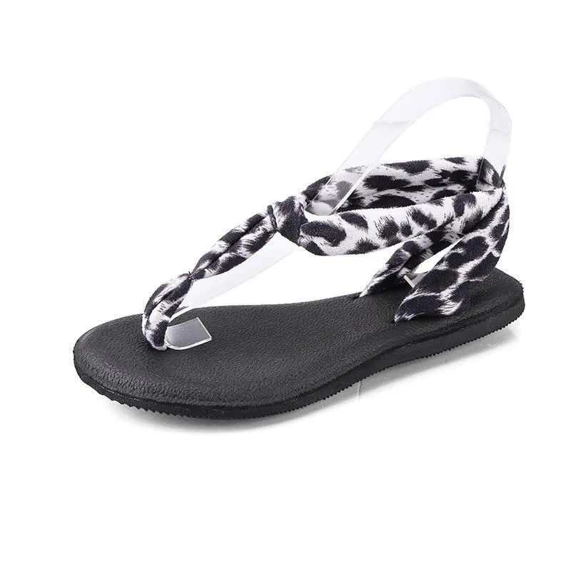 Chicvane Leopard Printed Clip Toe Flat Sandals