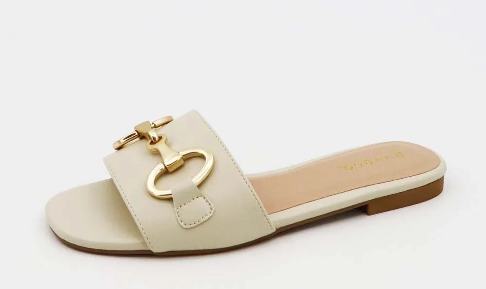 The Basic Sandals Street